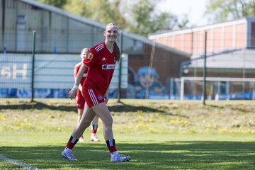 Bild 57 - wBJ Hamburger SV - Hertha BSC : Ergebnis: 5:2